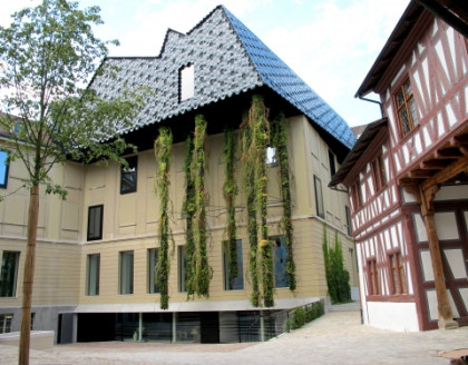 Das Haupthaus mit malerischem Innenhof